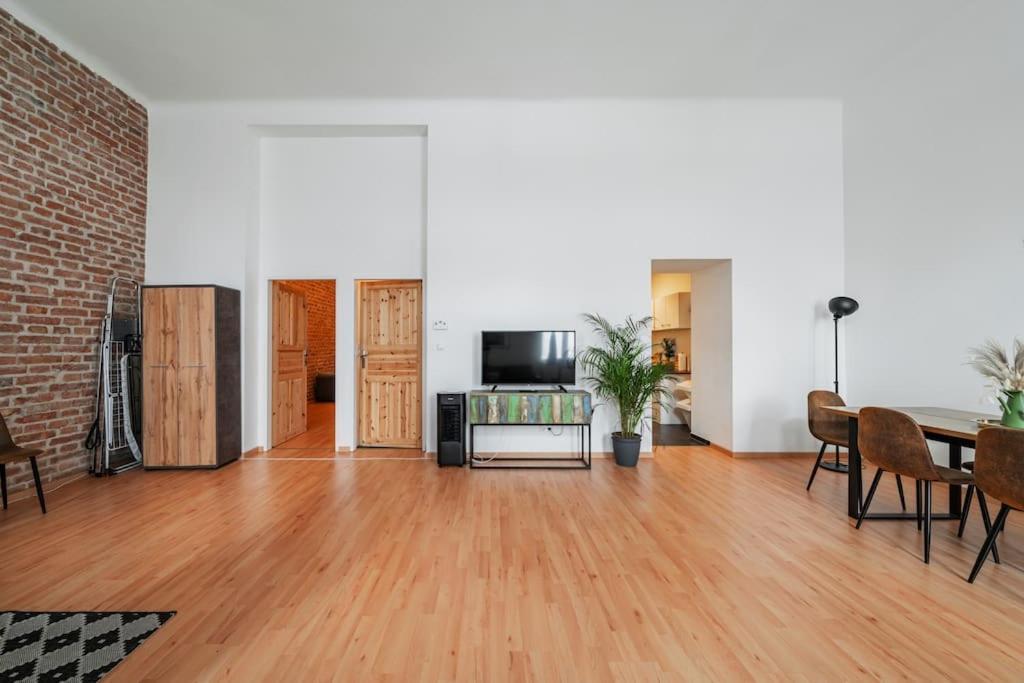 117 M² Near Nussdorferstrasse Apartment เวียนนา ภายนอก รูปภาพ